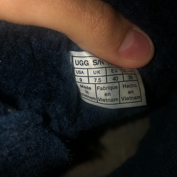 Bailey-Bow UGG Boot (limited edition) - Picture 5 of 5